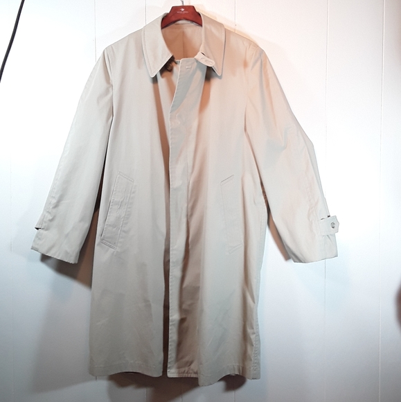 London Fog Other - London fog  size 38 short trench coat